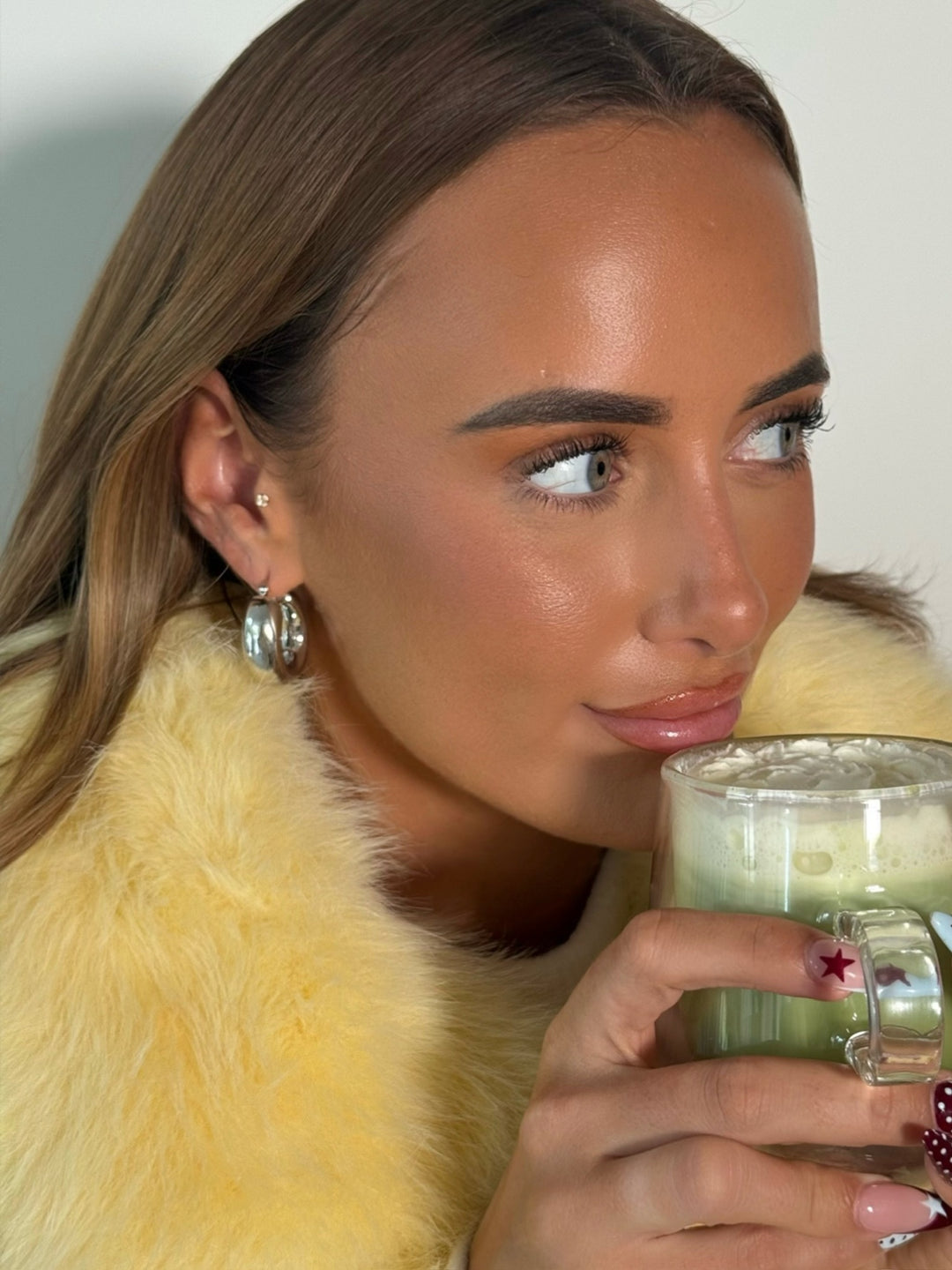 Chunky hoop earrings in silver